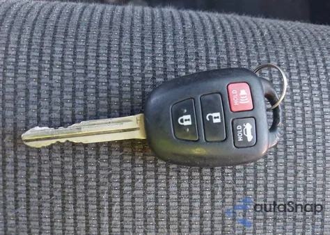 2017 Toyota Corolla Se from USA, damaged, VIN 2T1BURHE1HC886719